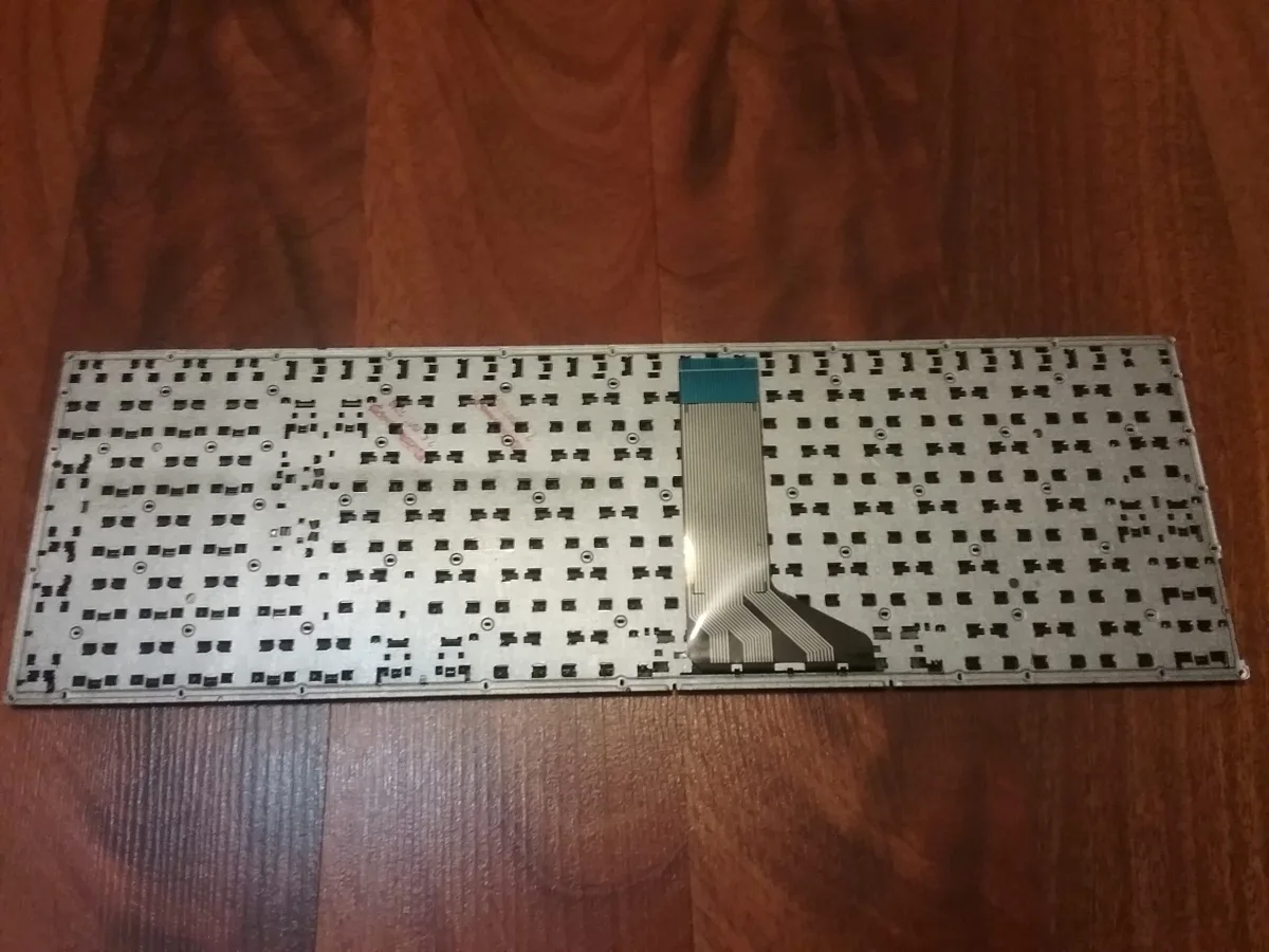 nova tastatura Asus F555 F555L F555LD F555LF F555LN vel.ent